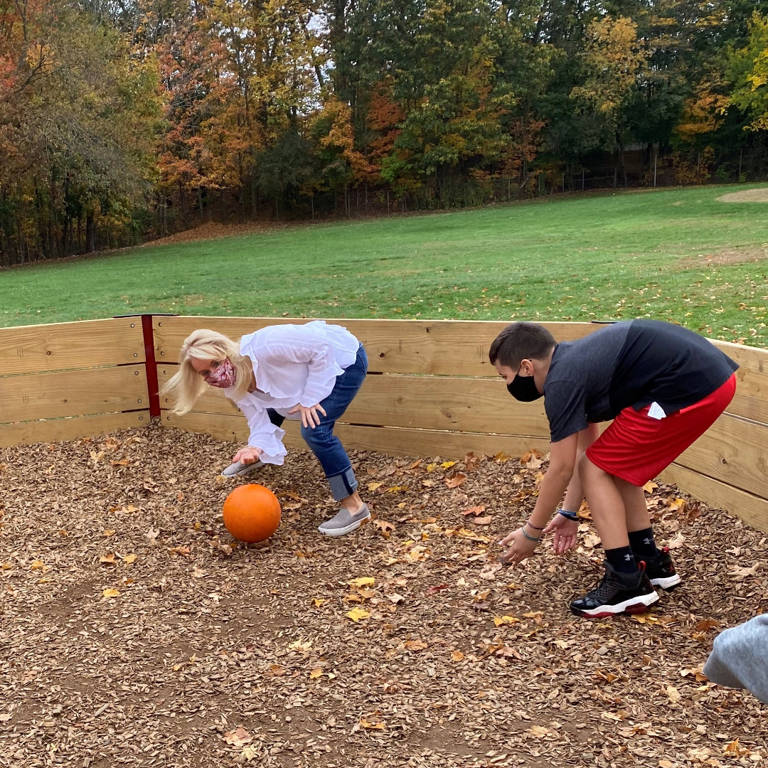 CheshirePublic's tweet photo. Remember that time when the principal of your school got in the GAGA pit to play with you? Well, Mrs. Burns @chapman_school helped cement that memory into the minds of her students when she played a form of dodgeball with them on Friday! #fun #coolprincipal #cheshirepublicschools https://t.co/HWHQ6eV1cr