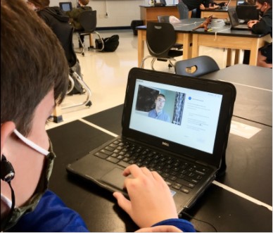 tOsborneIF's tweet photo. Mrs. Peterson’s students view direct instruction via @edpuzzle, where comprehension and analysis questions are embedded into the video. Students move on as they answer questions correctly, or they may rewatch a segment for review. @glenview_middle #GMSbuzz #SCTS #Questioning https://t.co/Jg4vx6I3CO