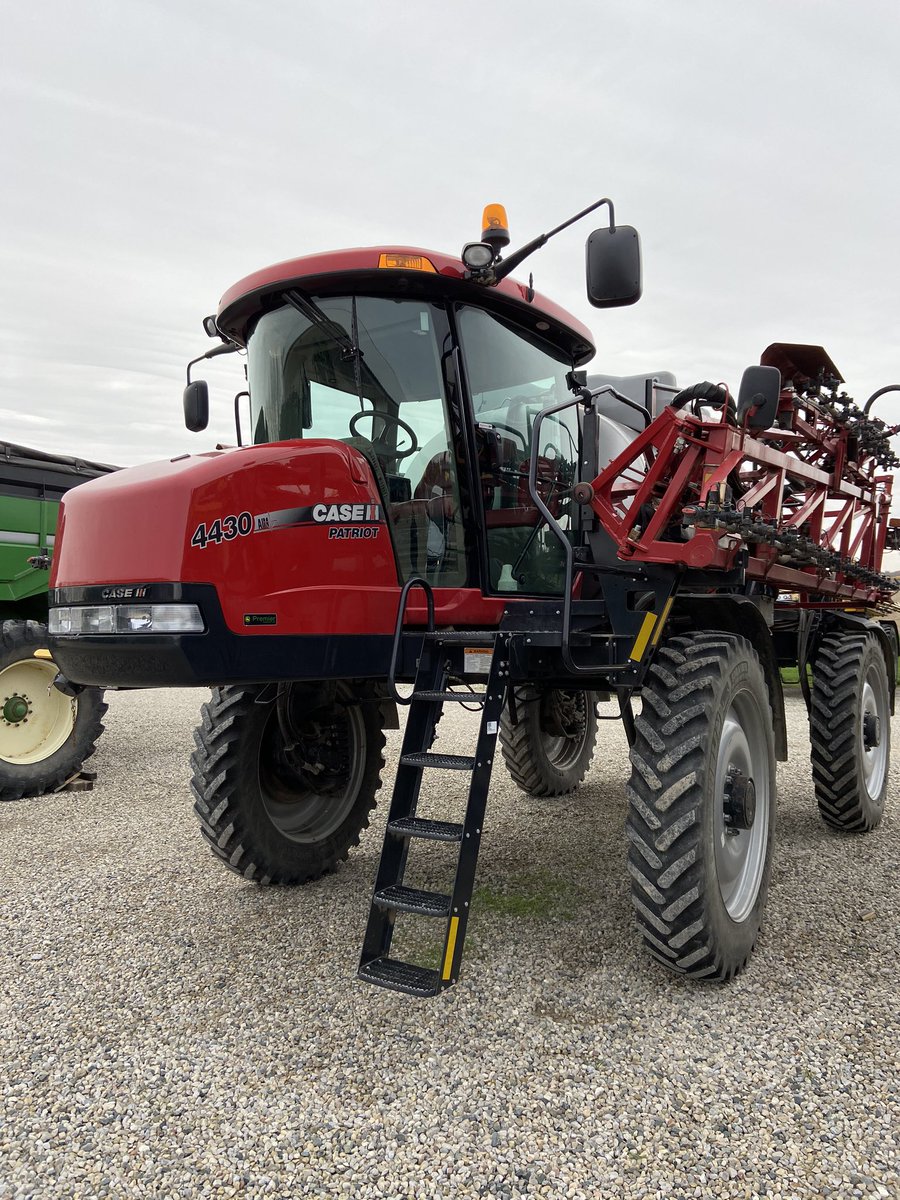 SamGerrie's tweet photo. One owner preowned #caseih 4430 is looking for a new home before winter! 120ft, 1200 gal, 1475hrs, AIM command, boom height, luxury cab, viper pro, Michelin VF380, DM for details @PremierEquip1 #ontag https://t.co/4cS46oY6y5