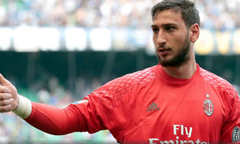 Gianluigi Donnarumma da positivo a COVID-19; peligra invicto del Milan
Lee más aquí ⤵️
https://t.co/MnGk3tH9fr
#Deportes https://t.co/jtOcjygeX3