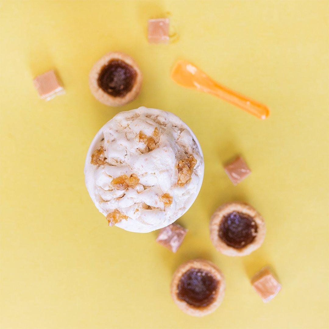 Last week to try our Buttertart Twister 🤤 Only available in-store
▪️
▪️
▪️
▪️
▪️
▪️
▪️
#thanksgiving #icecream #foodtruck #festival #funnelcakeexpress #summer #toronto_insta #torontofood #torontofoodie #ribfest #dailyfood #foodbloggerlife #delivery https://t.co/MIJhgQj2gK