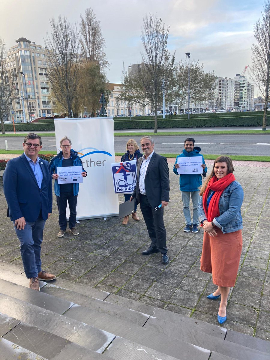 Today we donated more than 130 brand new laptops to the school community of Ostend #csr #educationiskey #digital #detakel <a href="/Barttommelein/">Bart Tommelein</a> <a href="/Kweeet/">Kalhara 2000</a> <a href="/FocusWTV/">Focus & WTV</a> @natachawaldmann