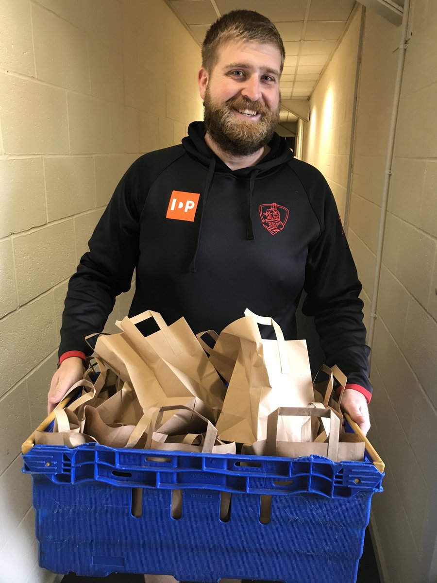 CoventryRugby's tweet photo. 🚸 40 disadvantaged youngsters nominated by Coventry schools
🍽️ Breakfast and lunch provided
🏅 Days packed with multi-sport and activities
👍 This is Project:500 Oct 2020!

Thanks to all the companies and individuals who have supported Project:500 this season! #OurClubOurCity https://t.co/hyqfuMo73y