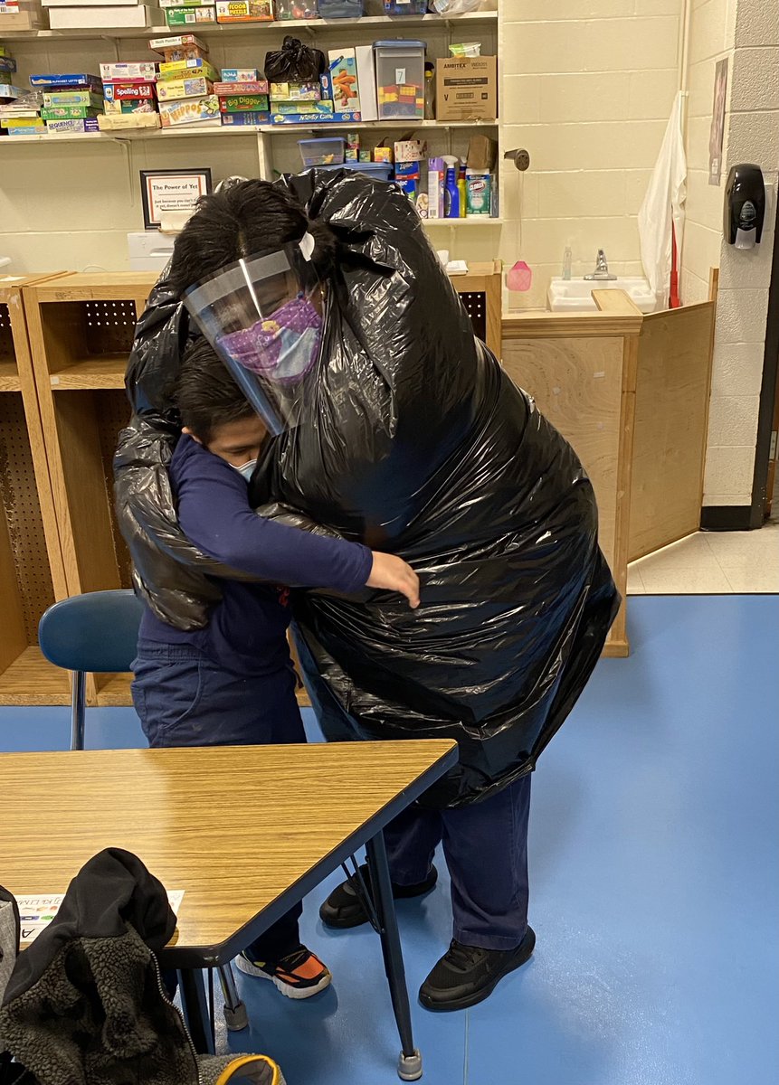 aimnielsen's tweet photo. When Ms. Dowdy needs to hug her babies, #formula409 finds a way. ๐ผโค๏ธ #pandahug #wewinforcreativity #pespandas @PboroElementary #love #teachinginapandemic #safetyfirst https://t.co/MtBq8Pe8BC