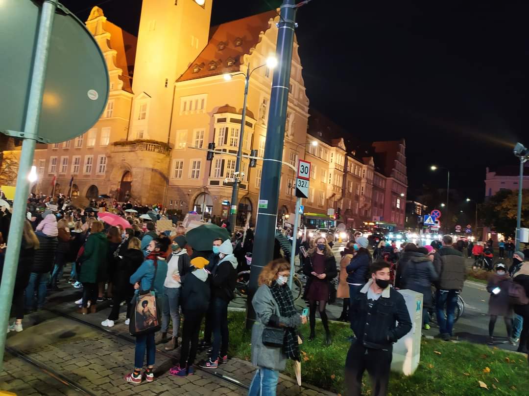 DolinaRoztoki's tweet photo. Olsztyn protestuje. Foto z facebooka. https://t.co/u6kmhy3TC1
