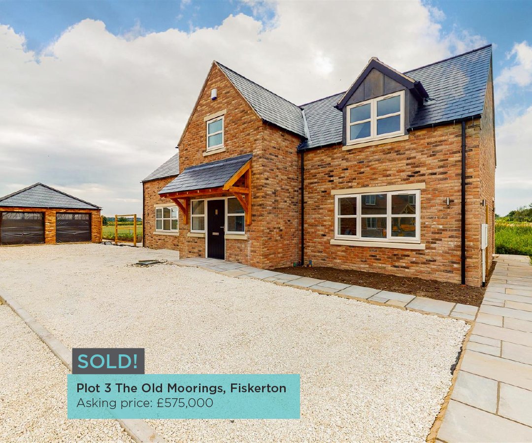 NewHomesAgentUK's tweet photo. Weekly roundup! It’s been a busy 7 days at TNHA HQ with 7 brand new sales agreed to total over £4 million. The premium property market in Lincolnshire is booming, with no signs of slowing down.

#building #newbuild #sold #luxuryliving #thenewhomesagent #dreamhome https://t.co/iMpOAsxAV9