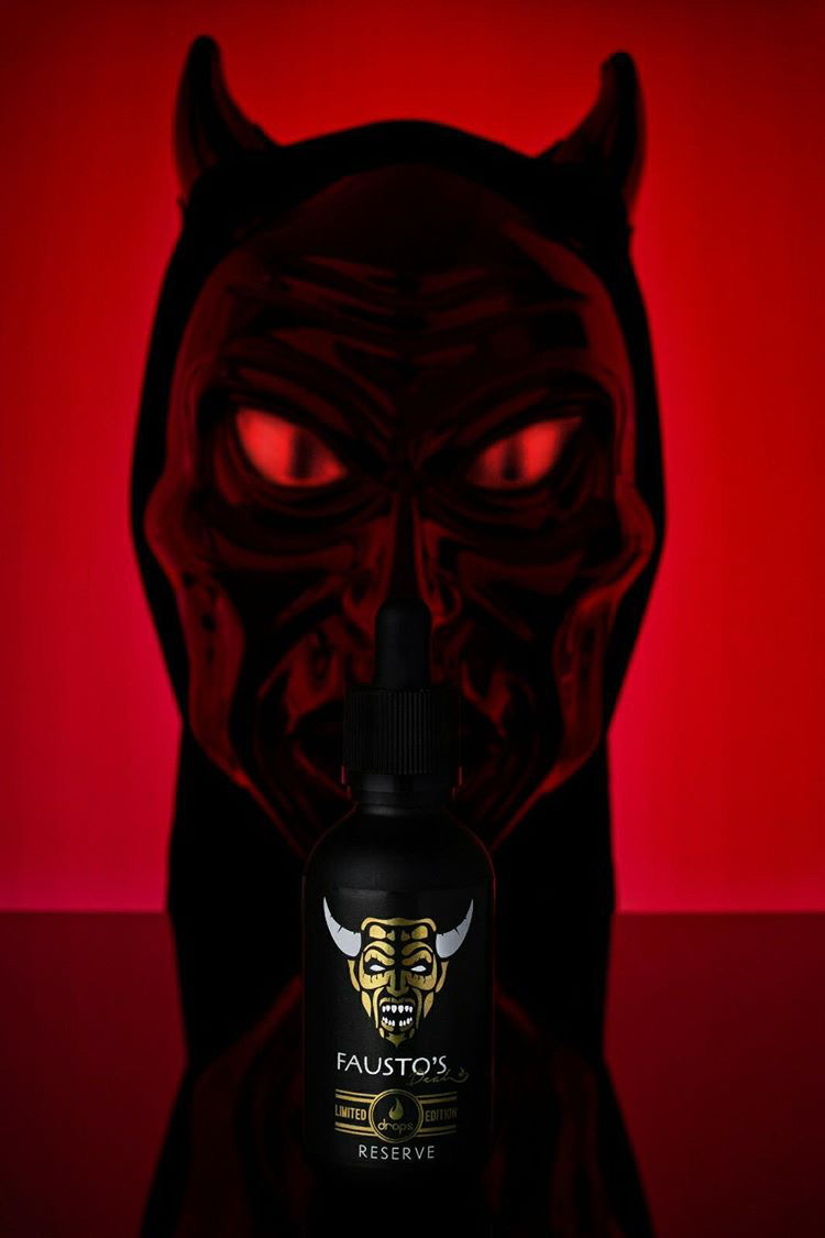 Lo más horrible es quedarse sin él. Fausto’s Deal Reserve edición limitada.

💬¿Llullu si o no? 

📸 @fotovapes

#dropseliquids #halloween2020 #eliquidspain #eliquidporn #premiumeliquid #vapespain #vapeoespaña #vapelove #vapeportugal #vapearenespaña #vapearsalvavidas