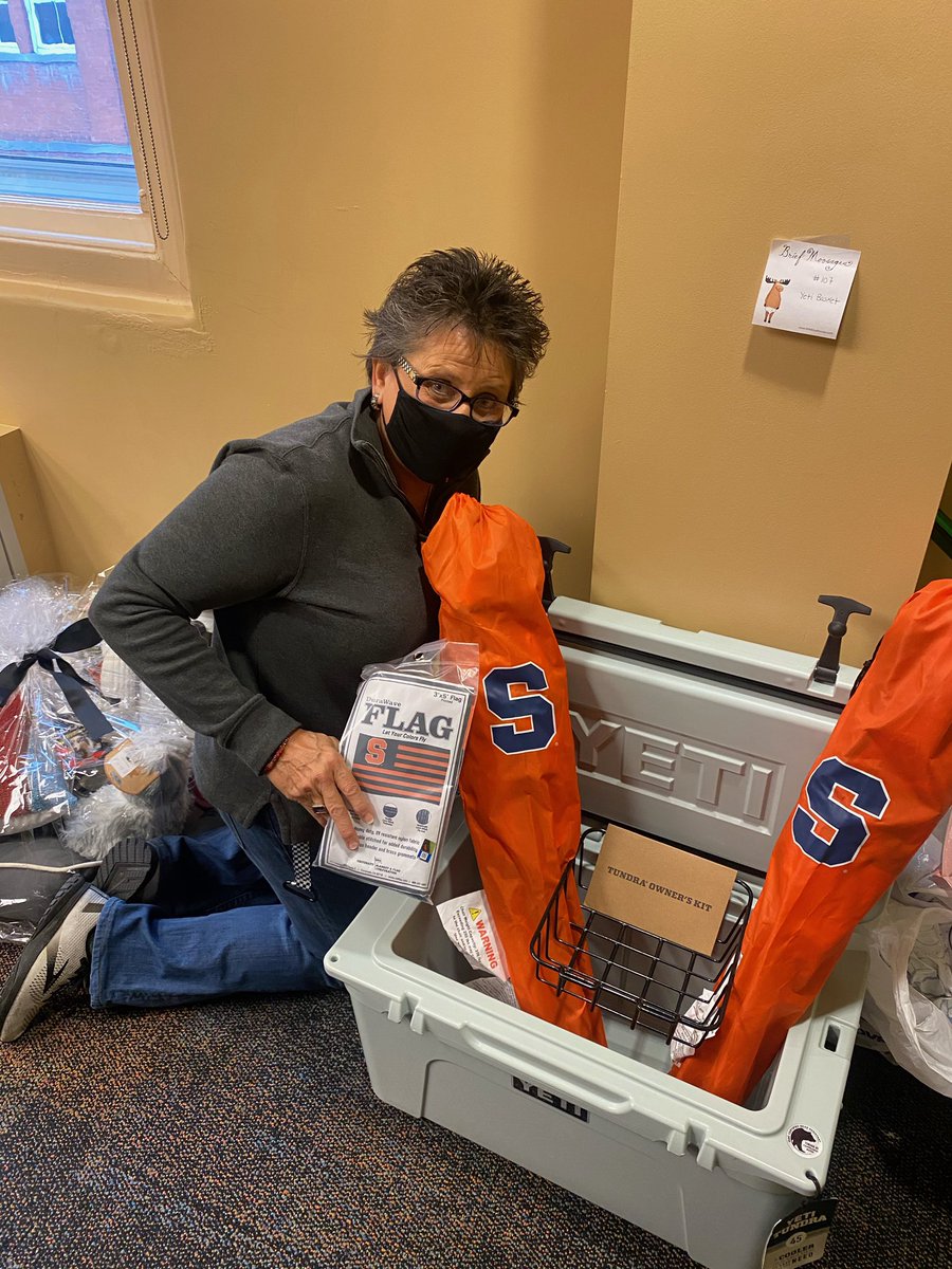 I plan on bidding this up!!! I gotta win this one <a href="/mcmahonryancac/">McMahon Ryan CAC</a> auction is live till October 29 at 8pm!!