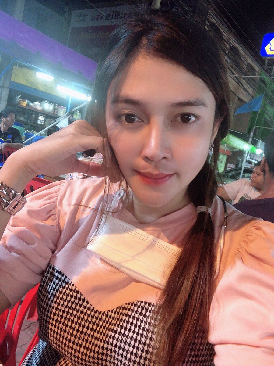 onusa2411's tweet photo. ดึกแล้วลงได้😂😂 https://t.co/6bDjQposC3