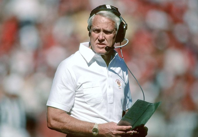 goldmedalmind's tweet photo. People thrive on positive reinforcement. They can take only a certain amount of criticism. You can make a point w/out being personal. Don’t insult or belittle ur people. Instead of getting more out of them you will get less.
―Bill Walsh @NFL Hall of Famer https://t.co/yrU5fOtVDE https://t.co/duo8LVEMTt