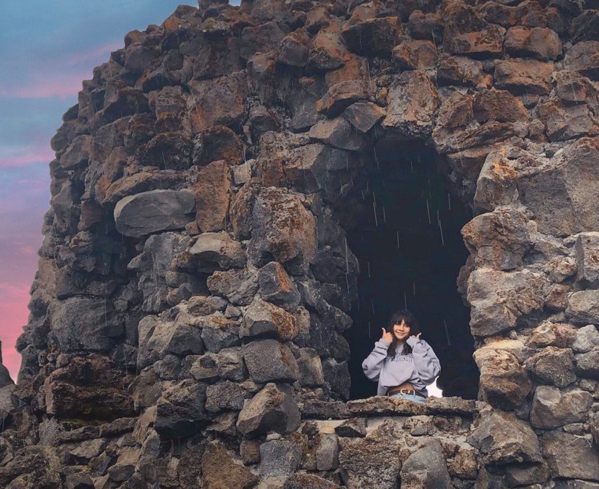 UMWNSCS's tweet image. Next up in our officer highlights: Denise! 

“Hi I’m Denise Naughton, Executive Vice President of NSCS. I use (she/her) pronouns and am planning to
major in computer science and economics! A fun fact about me is that I just got a Corgi puppy with my boyfriend.”