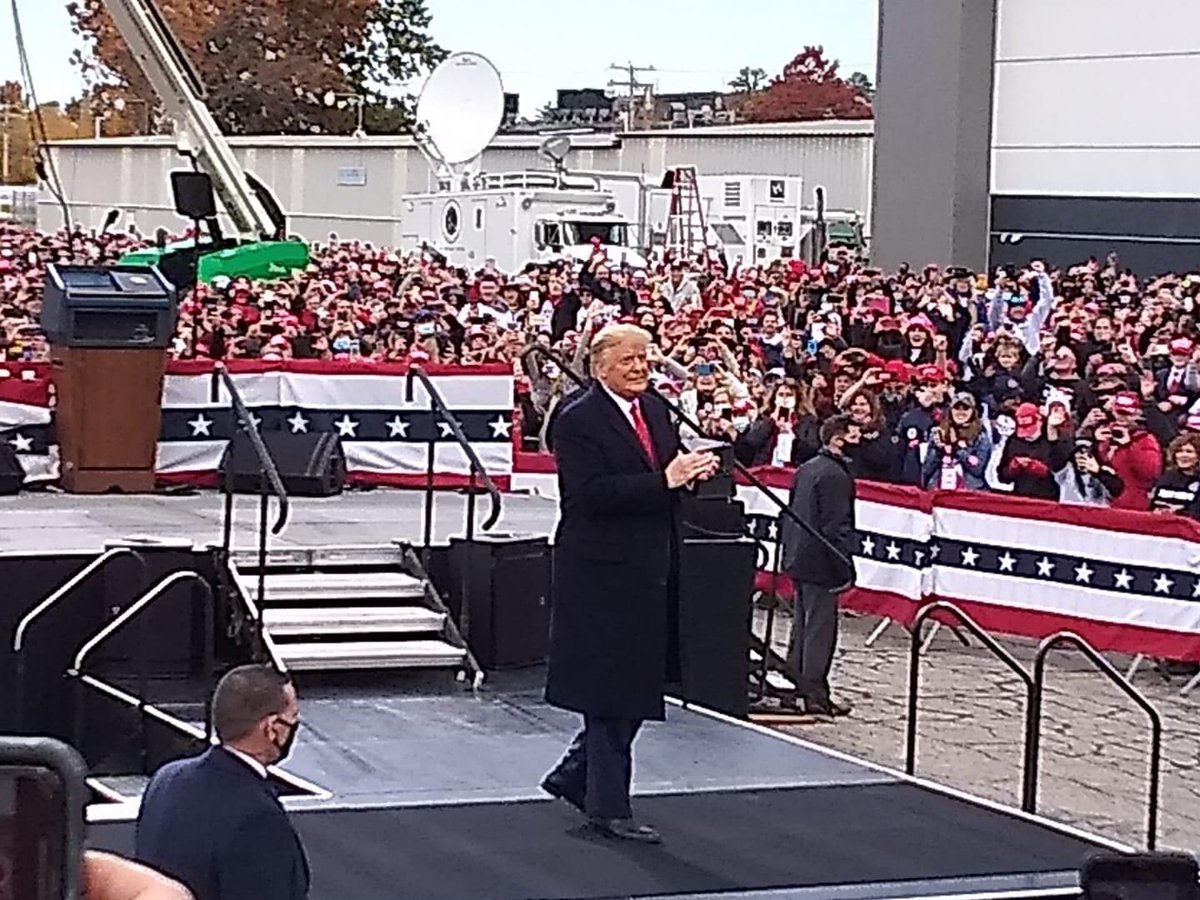 NHFRW's tweet photo. The Granite State is ready for #FourMoreYears of @realDonaldTrump! Incredible to have President Trump in New Hampshire again &amp; see so many of our members in attendance and volunteering for the event! Republican women make it happen! @NFRW #nhpolitics #empoweredwomen #nfrwarriors https://t.co/xVJYdNckbI