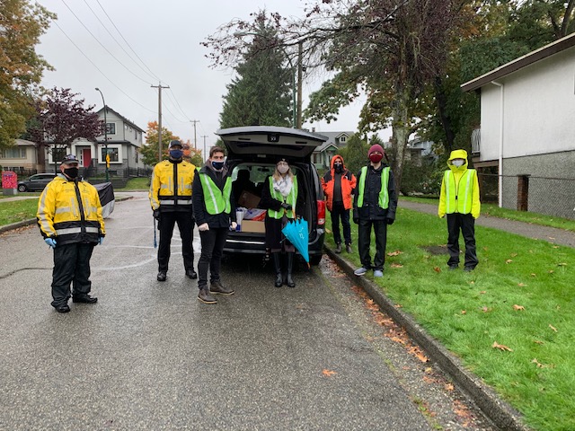CollingwoodCPC's tweet photo. Our Volunteers did Project Landmark over 2 days with Sgt Lorna Berndsen . This will help reduce emergency response times in the area and provide better service for residents. #ProjectLandmark pilot project @VancouverPD and @VanPolice Fnd
#Community #Police #Safety #Collingwood https://t.co/ZfUmS3pRQ7