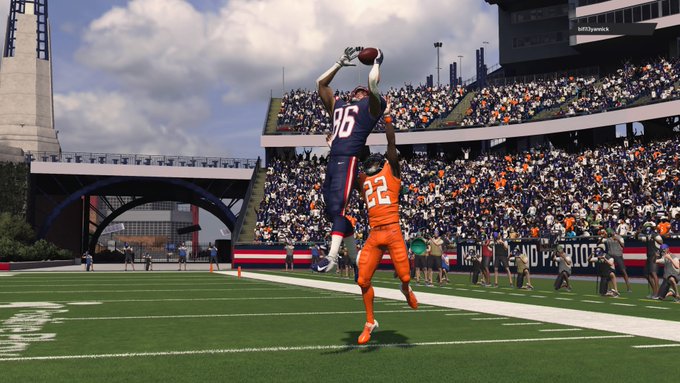 Broncos @ Patriots ElRYWV2WkAIccqA?format=jpg&name=small