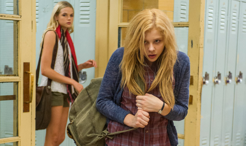 temnatv's tweet photo. A versão de "Carrie, a Estranha" (2013) estrelada por Chloë Grace Moretz, Ansel Elgort e Julianne Moore vai ao ar nesta noite.
Segunda-feira (26) - 23h36 - FX
#TemnaTV #fx #ChloeGraceMoretz #AnselElgort #JulianneMoore #Terror #classico #Carrie #StephenKing https://t.co/yuLveZjBly