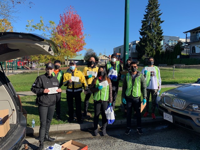 CollingwoodCPC's tweet photo. Our Volunteers did Project Landmark over 2 days with Sgt Lorna Berndsen . This will help reduce emergency response times in the area and provide better service for residents. #ProjectLandmark pilot project @VancouverPD and @VanPolice Fnd
#Community #Police #Safety #Collingwood https://t.co/ZfUmS3pRQ7