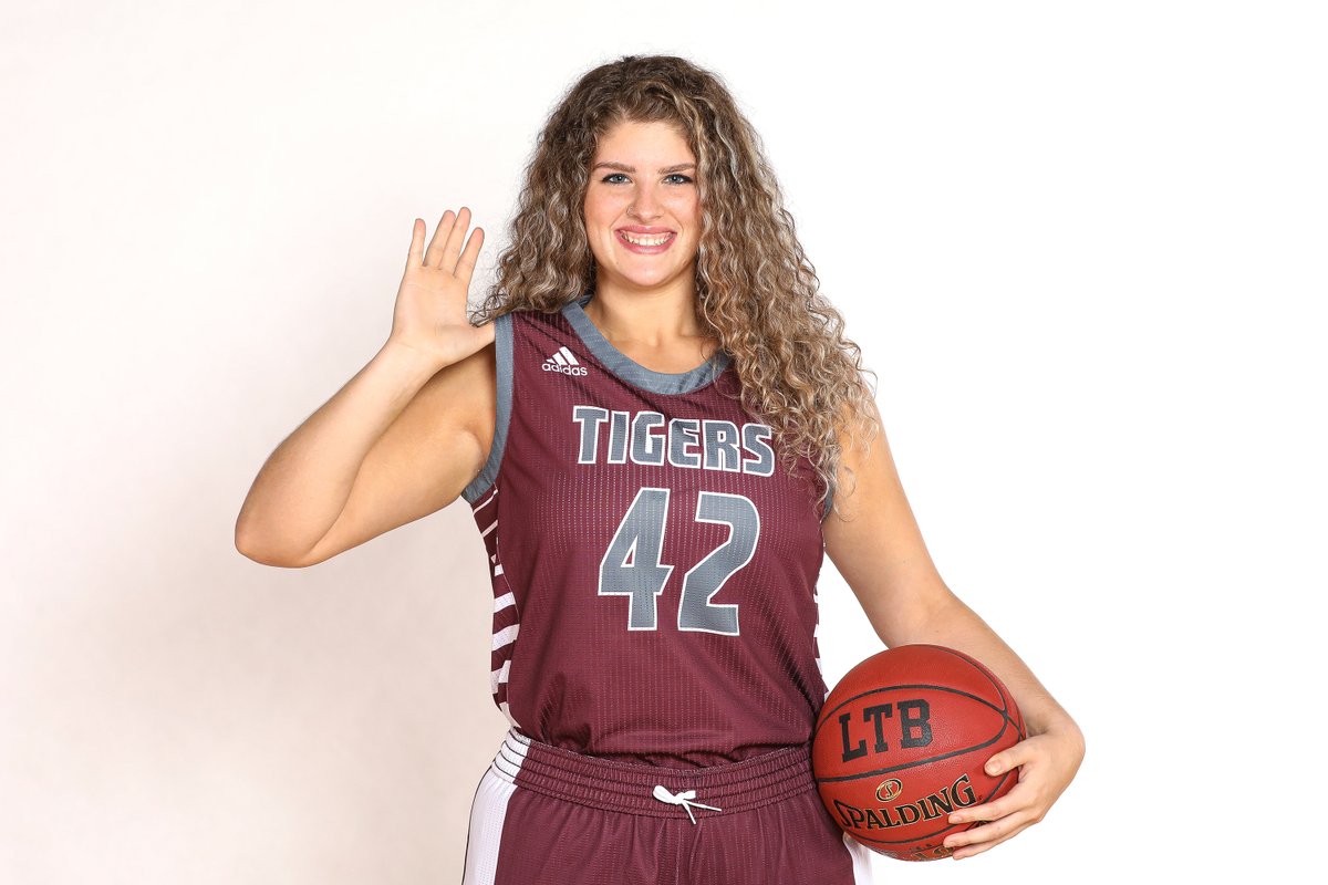 LTB_CU's tweet photo. Media day in the books ✅. 
12 days until Lady Tiger Basketball is back on the hardwood.

#WeAreCU 

📸➡️: https://t.co/8ffK47Inny https://t.co/6vWS0F4typ