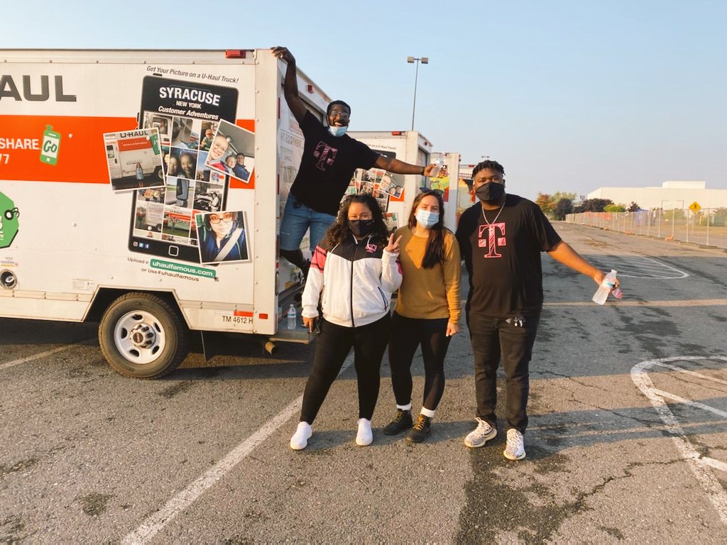 TMobile Twitter Family! 
help me welcome a fellow Truck TAM to our twitter family with a follow

 ➡️➡️➡️ <a href="/MagentaSensei/">Phillip Charles</a> ⬅️⬅️⬅️

#NeRocks #TheNewTmobile  #TmobileTruckTeam #BeepBeep <a href="/TMobileGear/">TMobile Gear</a> <a href="/tmobilecareers/">T-Mobile Careers</a>