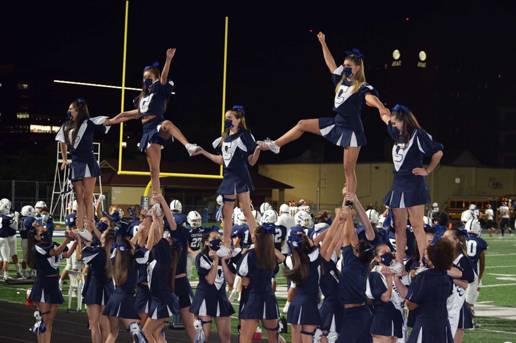 Some pictures from Friday night’s win at our homecoming and senior night celebration !