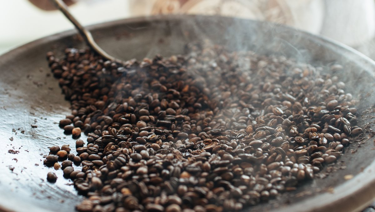 Experience the magic of hand-roasted Ethiopian coffees, roasted at their source by Ethiopia's finest coffee artisans.

#coffee #coffeelover #coffeelife #coffeeshots #madeinethiopia #ethiopiancoffee #ethiopianfood #ethiopia #ethiopianculture