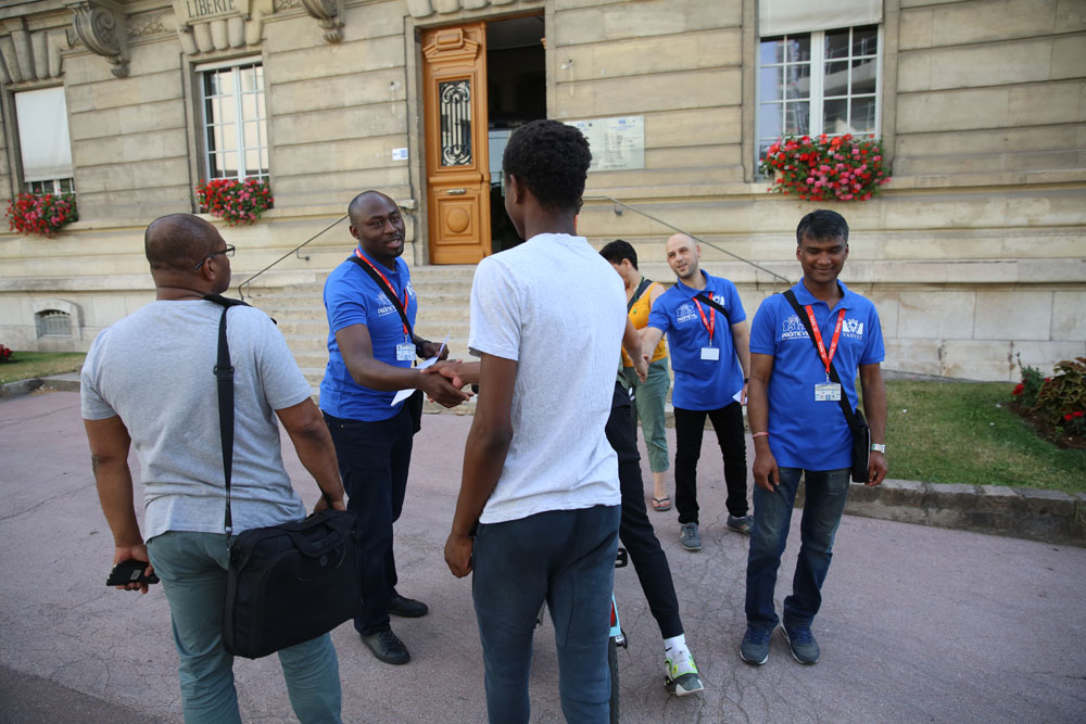 PROMEVIL_MED's tweet photo. NOS VALEURS
Entretenir le dialogue
Nous nous engageons à entretenir un dialogue fructueux avec nos partenaires (parties prenantes internes et externes) en tenant compte des intérêts de chacun, pour une réussite partagée @VilledeVanves @villedecergy @Actu_Transilien #mediation https://t.co/xSM0GUXqPi