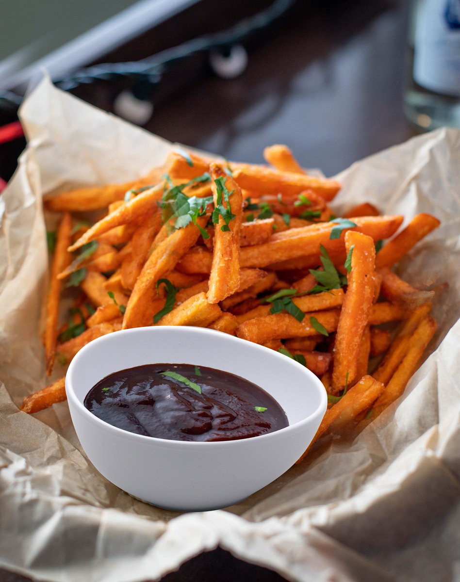 GETEnterprises's tweet photo. Take your tabletop style to an unexpected place: the humble ramekin! NEW Riverstone ramekins are inspired by water-smoothed stones &amp; add an attractive organic touch to your plated entrées, appetizers, salads &amp; more. #cheflife #plating

See the new flier: https://t.co/UosHqP579B https://t.co/Hh3jv2Tzlj