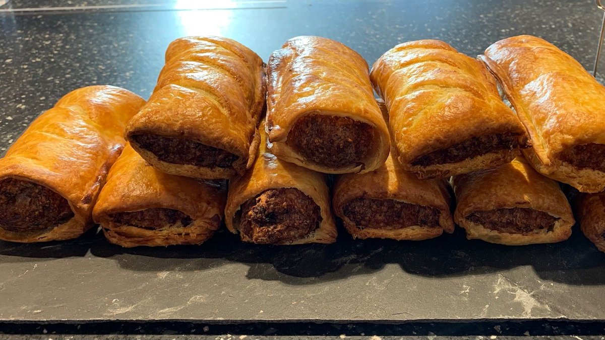 FodderHarrogate's tweet photo. If only Twitter had smell-o-vision 😉  You'll have to take our word that these freshly baked Fodder sausage rolls smell and taste AMAZING! 
#fodderharrogate #lovelocalfood #shoplocal #sausageroll #butchers #deli https://t.co/Zm5nGNlRsE