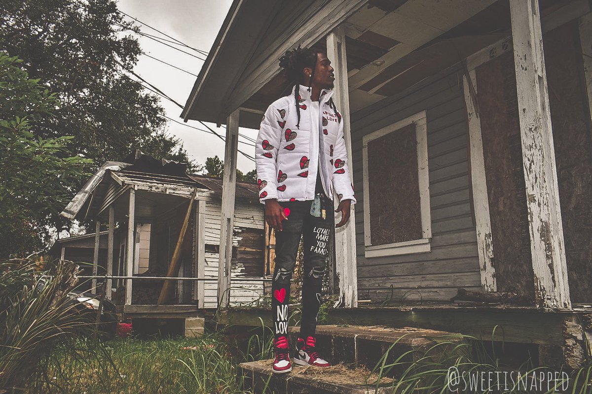 “No Love” Denim Jeans out now! DM to purchase. (Bubble Jackets releasing soon) 💔 It cost $0 to retweet my small business &amp; help it grow 📈 (New Release) <a href="/loyaltyvslove_/">Loyalty Over Love™️</a> <a href="/YngpLo/">LoHefner</a> #SupportBlackOwnedBusiness