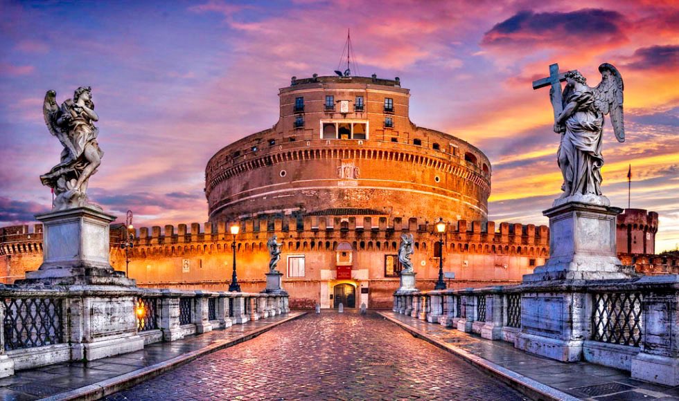 The beauty of Rome and Castel Sant'Angelo ✨ 
Good evening everybody 🧡✨  

#Roma #Italy #26Ottobre #arte #architecture #wonder  #italianwonders #loveislove #beautiful #beauty #BeautifulWooseokDay