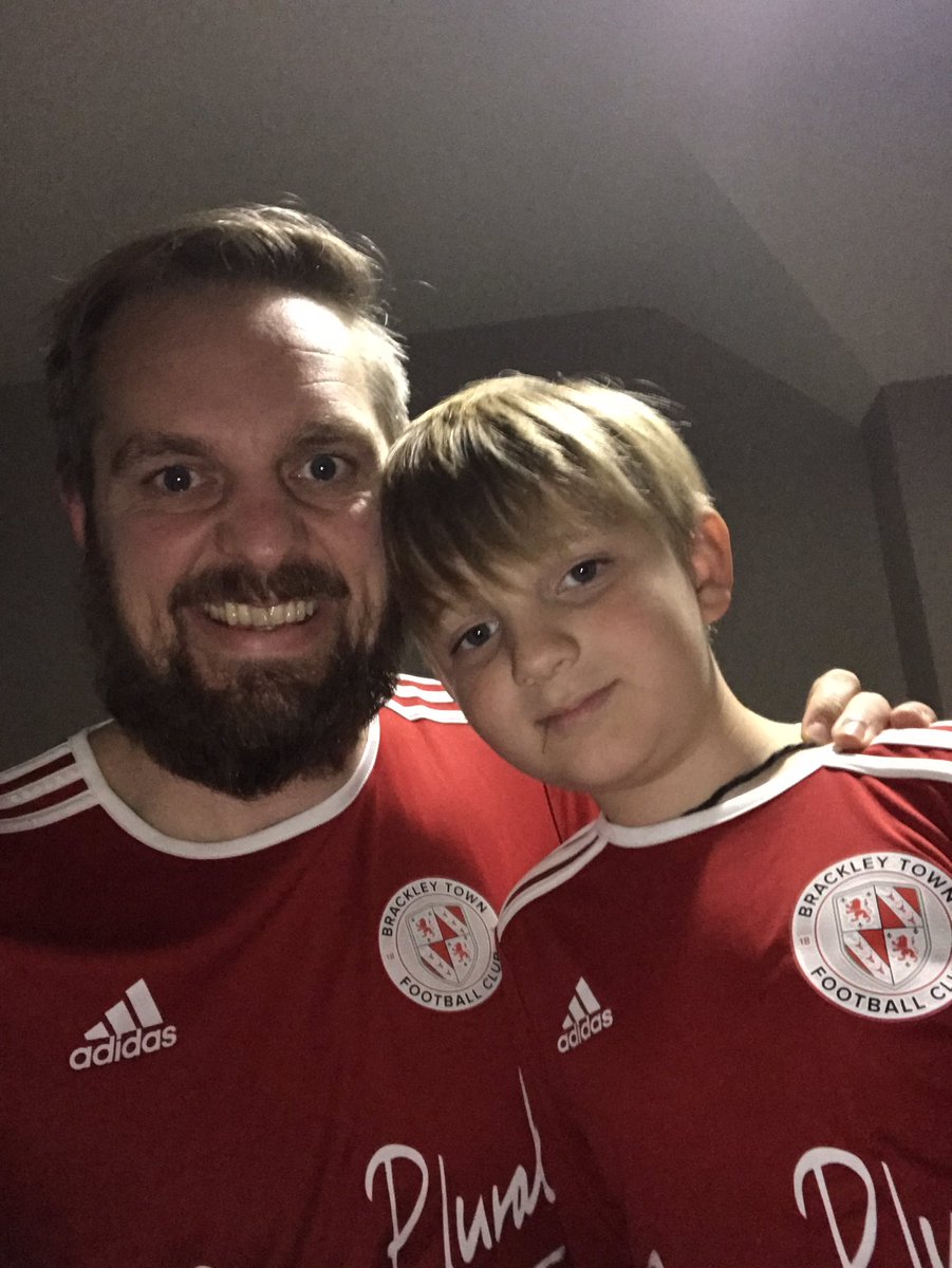 moglaven's tweet photo. Me and the boy waiting eagerly for the #FACup first round draw and hoping @BrackleyTownFC to get a big tie🤞
#facupfirstround @BBCSport @BBCMOTD #facupfever #facup https://t.co/fOe0SU53Fm