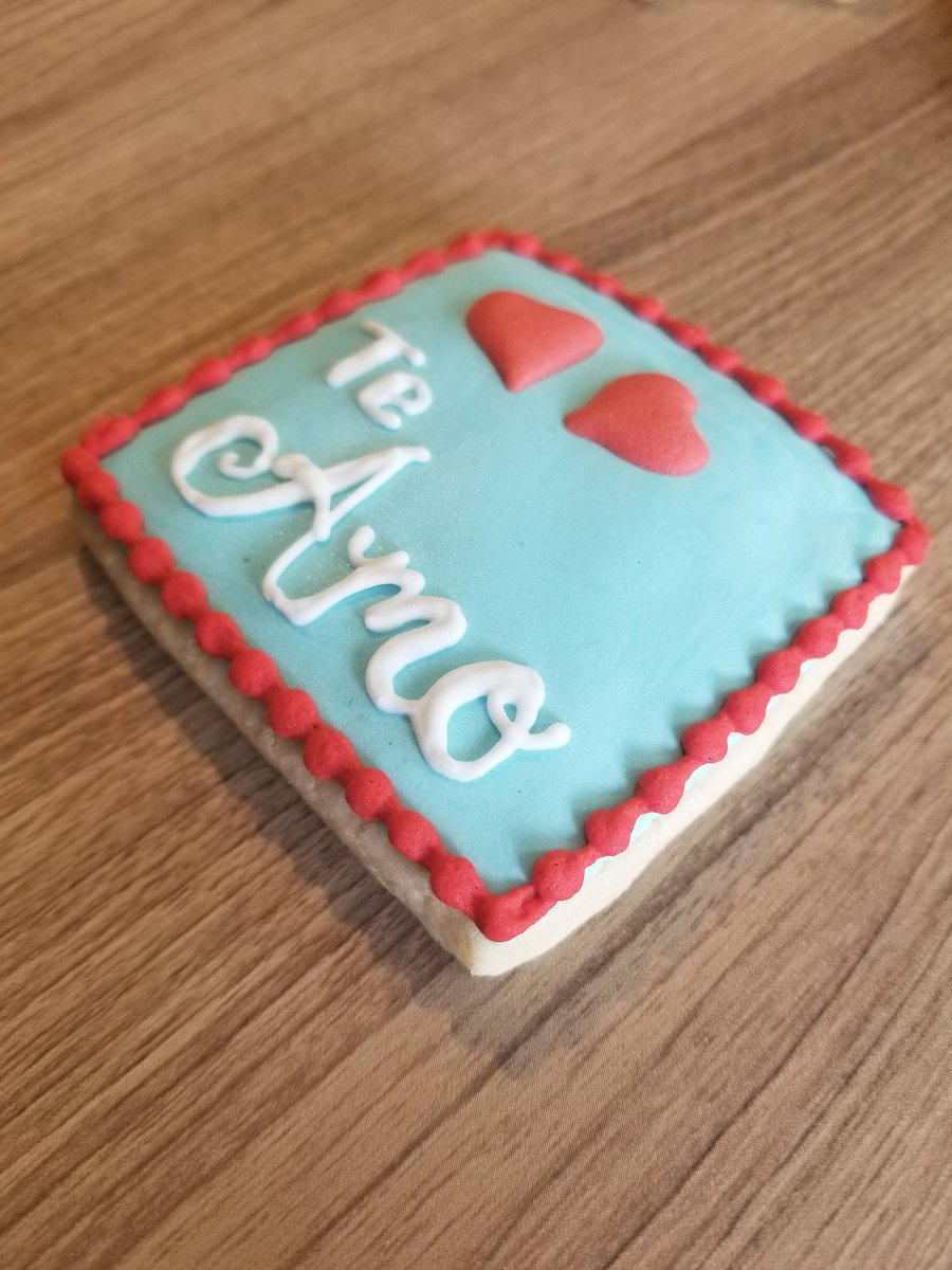 AdoroDesserts's tweet photo. Love is even sweeter with cookies
#cookies #cookie #sugarcookies #houston #homemade #houstonbased #bakery #bakerylife #SmallBusiness #supportsmallbusiness #localbusiness #houstonsmallbusiness #royalicingcookies #decoratedcookies #Texas #latinx https://t.co/QHe1q8asa8