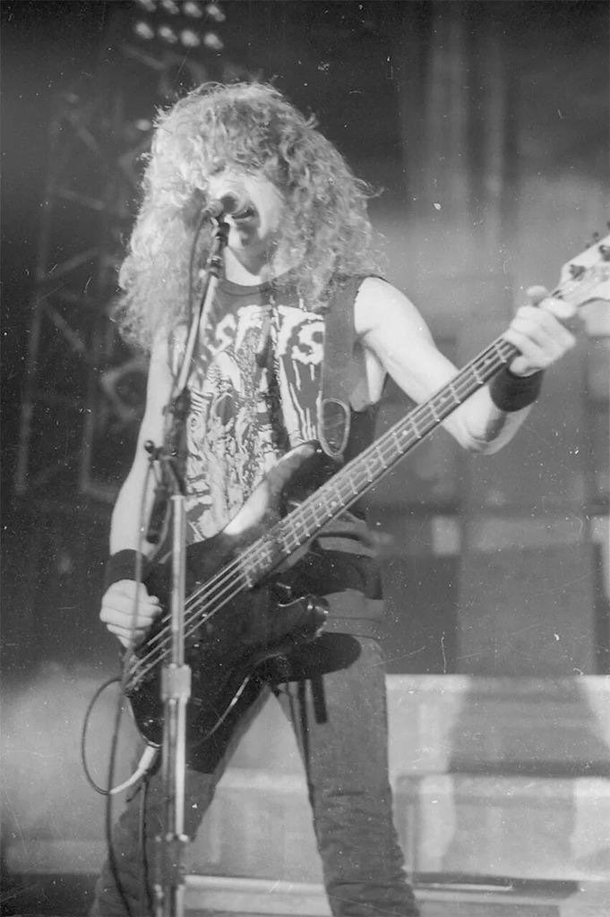 MᴇᴛᴀʟʟɪᴄA tweet media