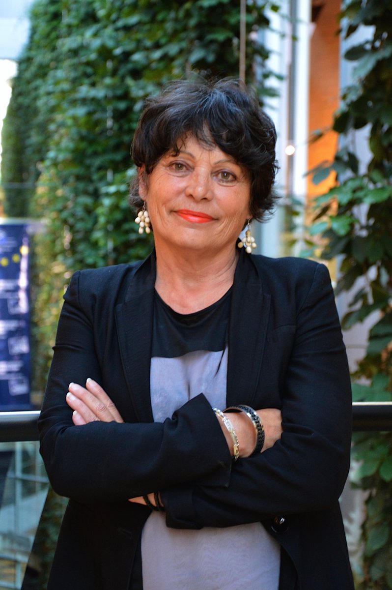 IVAAmeds's tweet photo. "What I really like about your way is that you place the human being in the center of treatment. That is really important."
@MicheleRivasi
MEP in her conclusion speech on IVAA's symposium on #integrative #oncology.
#IO2020 #anthroposophic #integrative #complementary #medicine https://t.co/XI6vKBFdCo