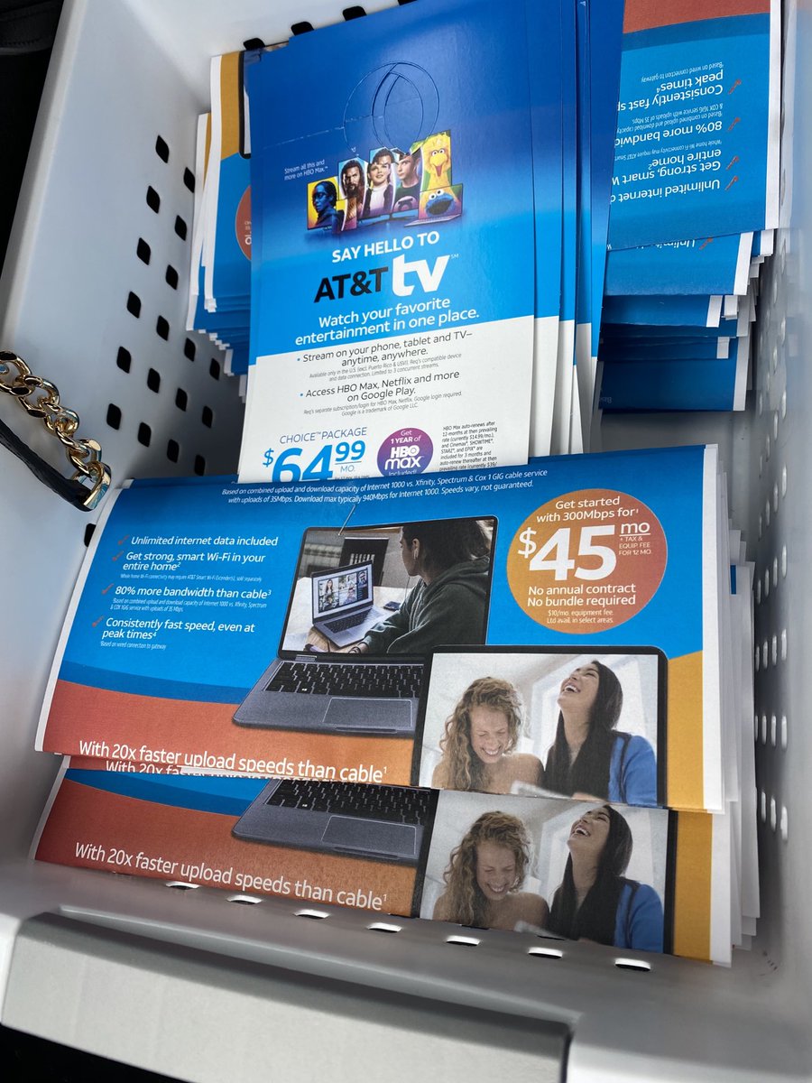 she_hlk86's tweet photo. You know what time it is! #flyerdrop #attfiber #fiberfast #teamelevate #unstohpable @MalikHollwell @conniedmason @WilliamGStovall @MikeMitch85 @BobbyWoodruff https://t.co/9RDeFIdfa1