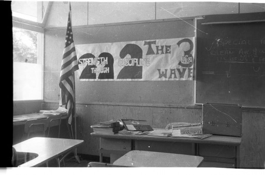 эксперимент джонса третья волна