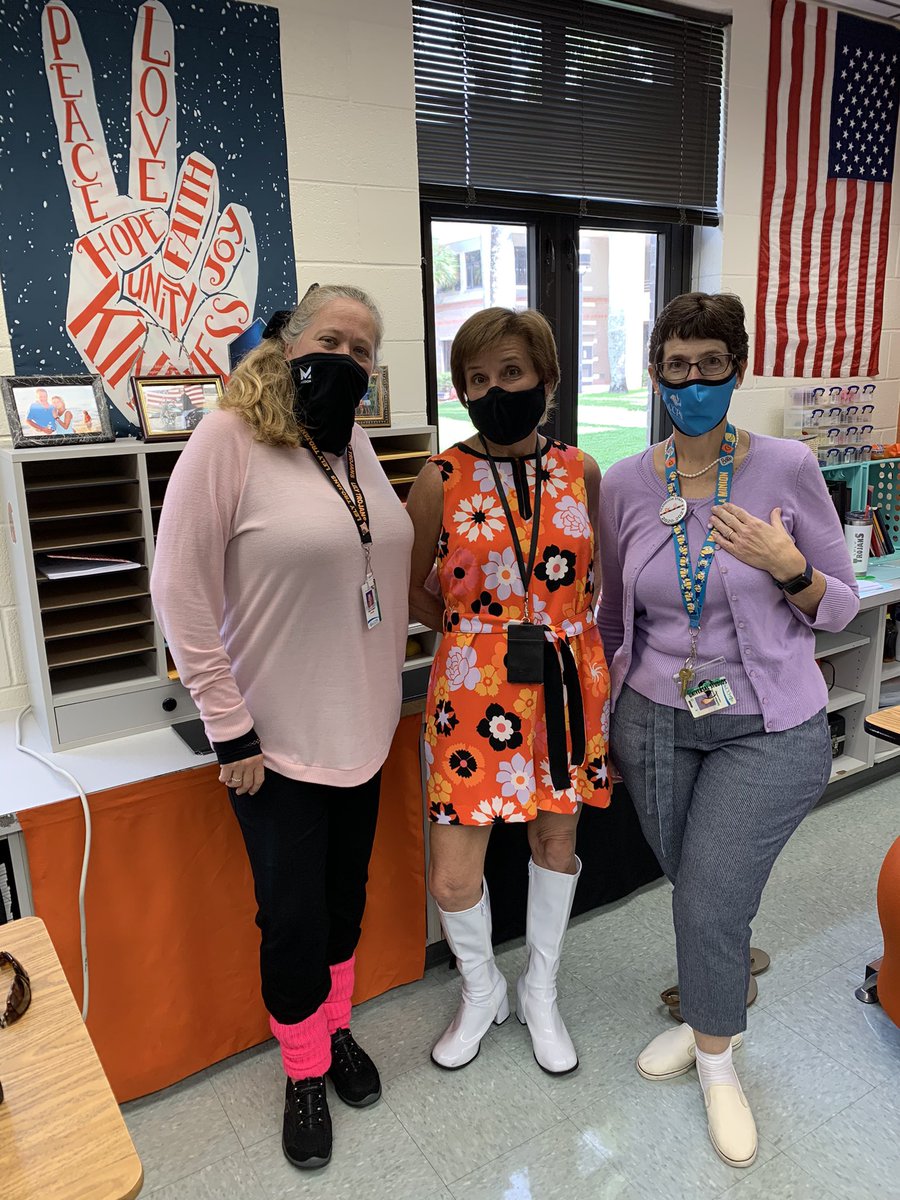 WeAreLely's tweet photo. Homecoming week at Lely HS! Day 1 - Dressing through the Decades! @WeAreLely @collierschools https://t.co/i97SgFbDV0