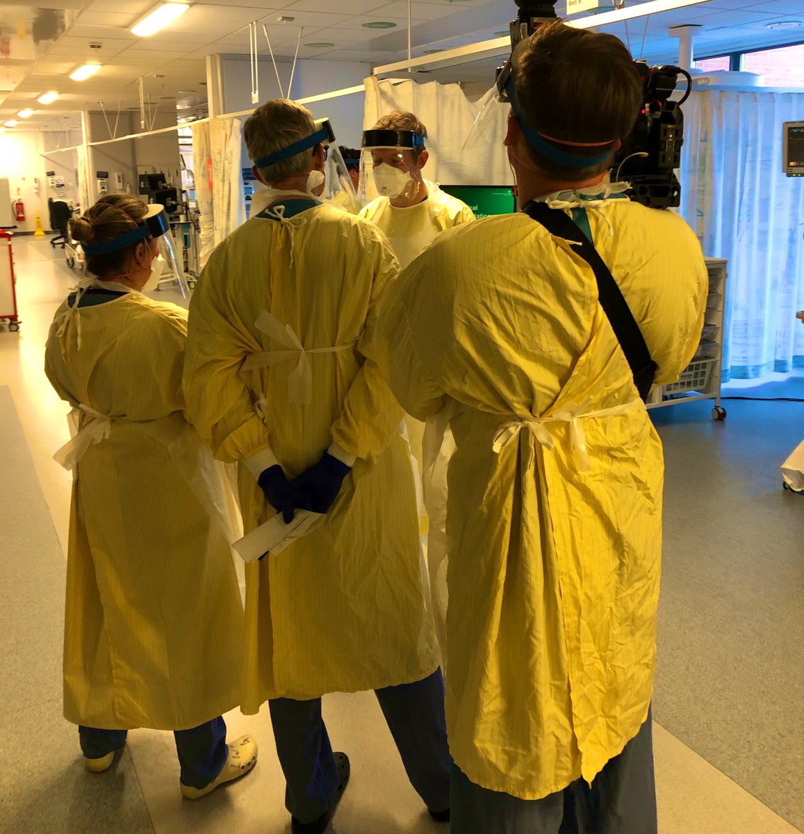 Caroline Docking 💙 (@carolinedock) on Twitter photo Filming in intensive care is always a challenge, and during a pandemic it’s even more complicated. Thank you to all of our wonderful colleagues and patients <a href="/NewcastleHosps/">Newcastle Hospitals</a> who were so patient and to <a href="/BBCFergusWalsh/">Fergus Walsh</a> and team for their expertise in telling our story ❤️ 1/2 Filming in intensive care is always a challenge, and during a pandemic it’s even more complicated. Thank you to all of our wonderful colleagues and patients <a href="/NewcastleHosps/">Newcastle Hospitals</a> who were so patient and to <a href="/BBCFergusWalsh/">Fergus Walsh</a> and team for their expertise in telling our story ❤️ 1/2