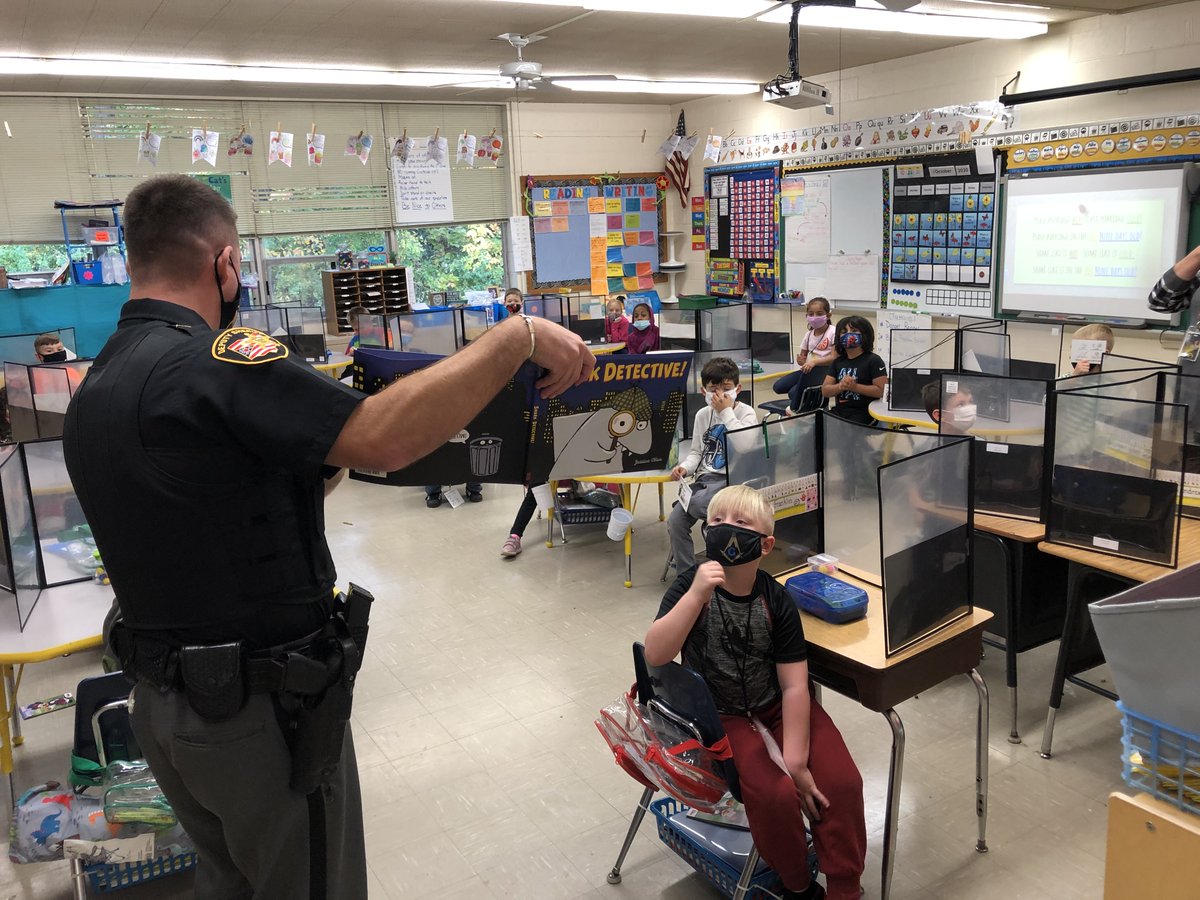 Riverside Schools tweet media