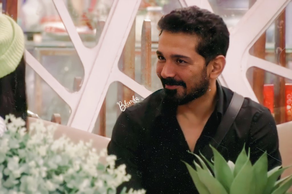 _biggbossfc's tweet photo. #BiggBoss14 POPULARITY POLL WEEK 3

Retweet &amp; Like if you support #AbhinavShukla in BB14

RT🔃 10 point
Like❤️ 10 point

Check our profile to support your fav in poll

#BB14 https://t.co/fQA5cH92oh