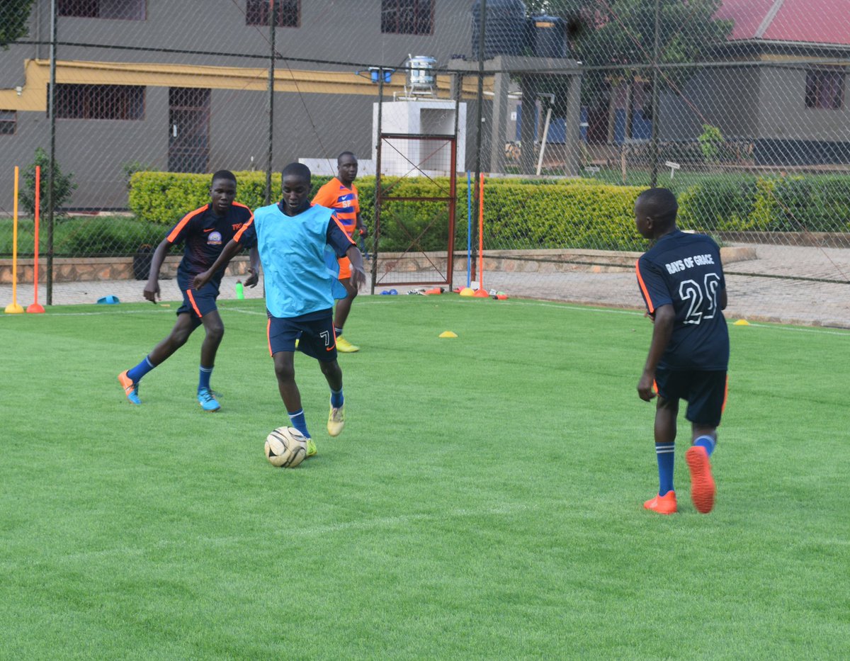 RaysUganda's tweet photo. It's Monday.
It's the start of a new week, God is doing new things.
New Doors.
New Breaks.
Prepare Your Mind For Blessings.
Enlarge You Vision.
Are You Ready To WelcomeThe New Week?.
@OfficialFUFA
@BugandaRFA
@CephasTendereza
#WeAreRaysOfGraceAcademy
#WinTheDays https://t.co/NLGnt2yFF1