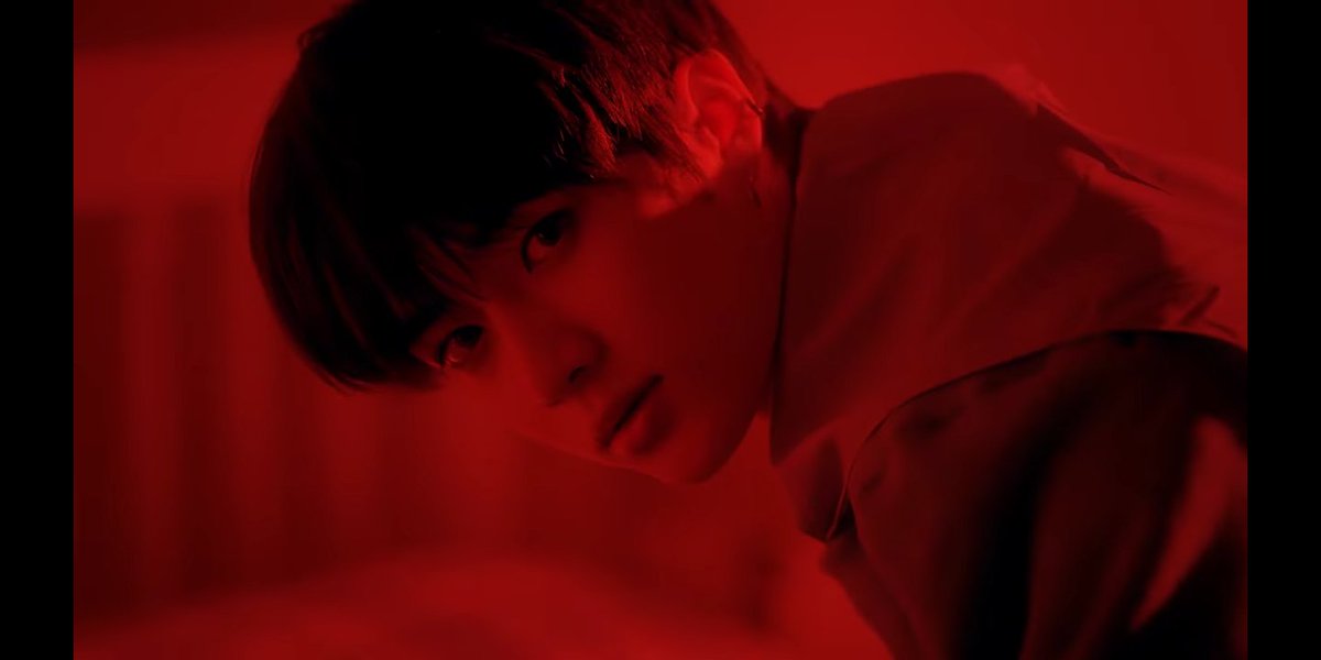 I would also like to mention, in CYSM Beomgyu is the only one who ends up "killing" one of them. The others might have been tempted, but seems like Beomgyu was the only one who gave into the temptation and ends up ""killing"" Taehyun. Also HIS EXPRESSION look at his expression..