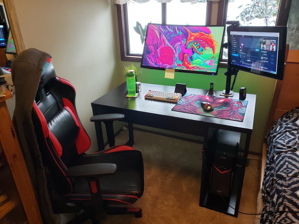 AustinWhyte8's tweet photo. here's my setup #xqcsetup #xqc #xqcpc https://t.co/FtCt2pESYu