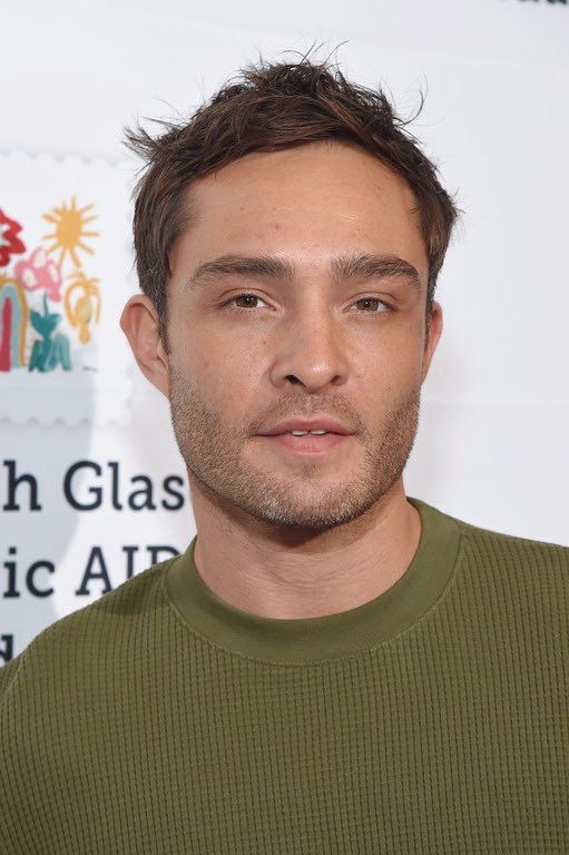 Ed Westwick tweet media