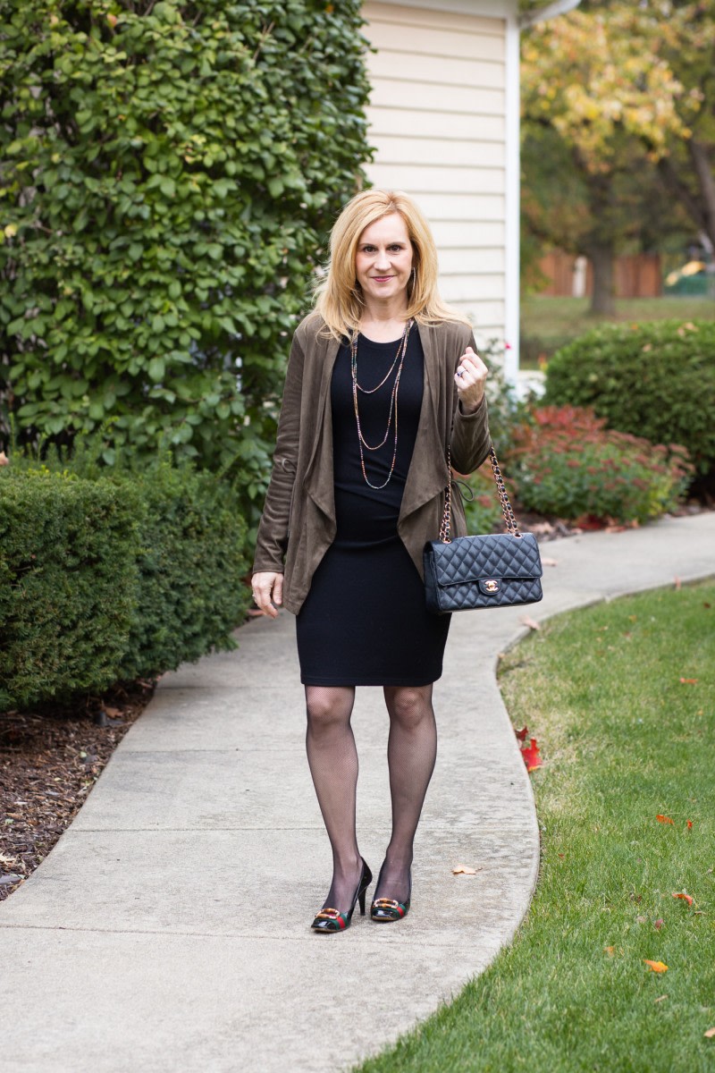 Kathrine00021's tweet image. Fantastic Faux Suede Jacket with My Little Black Dress  #fauxsuedejacket #littleblackdress #falllayering kathrineeldridge.com/fantastic-faux…