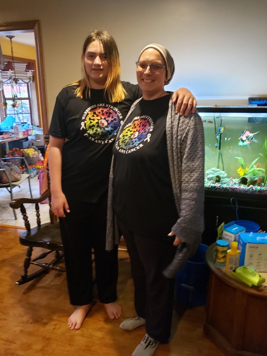 Lizb002's tweet photo. Twin day for EFMS @MartellTrisha @EFMS_PBIS https://t.co/UMh2HWJJFs