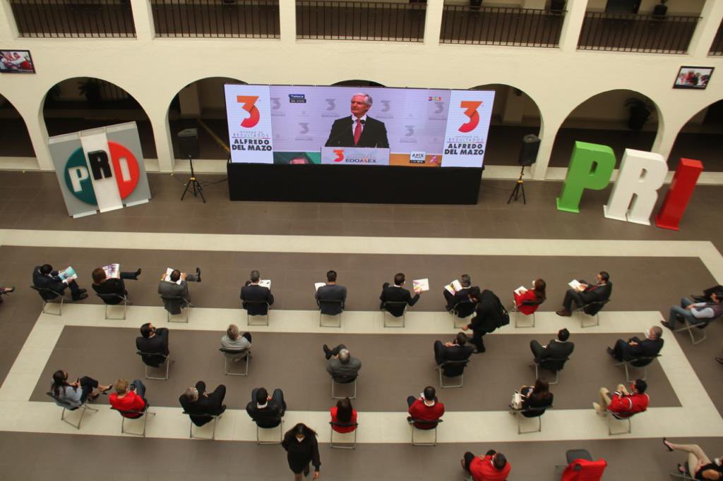 AlejandraDMV's tweet photo. El priismo mexiquense desde cada una de sus sedes municipales, así como en su CDE, dio puntual seguimiento al #3erInformeEdoméx de nuestro Gobernador @alfredodelmazo. Sigamos haciendo #EquipoConLaGente, para consolidar un #GobiernoQueNoSeDetiene. https://t.co/xGKUsNgGtw