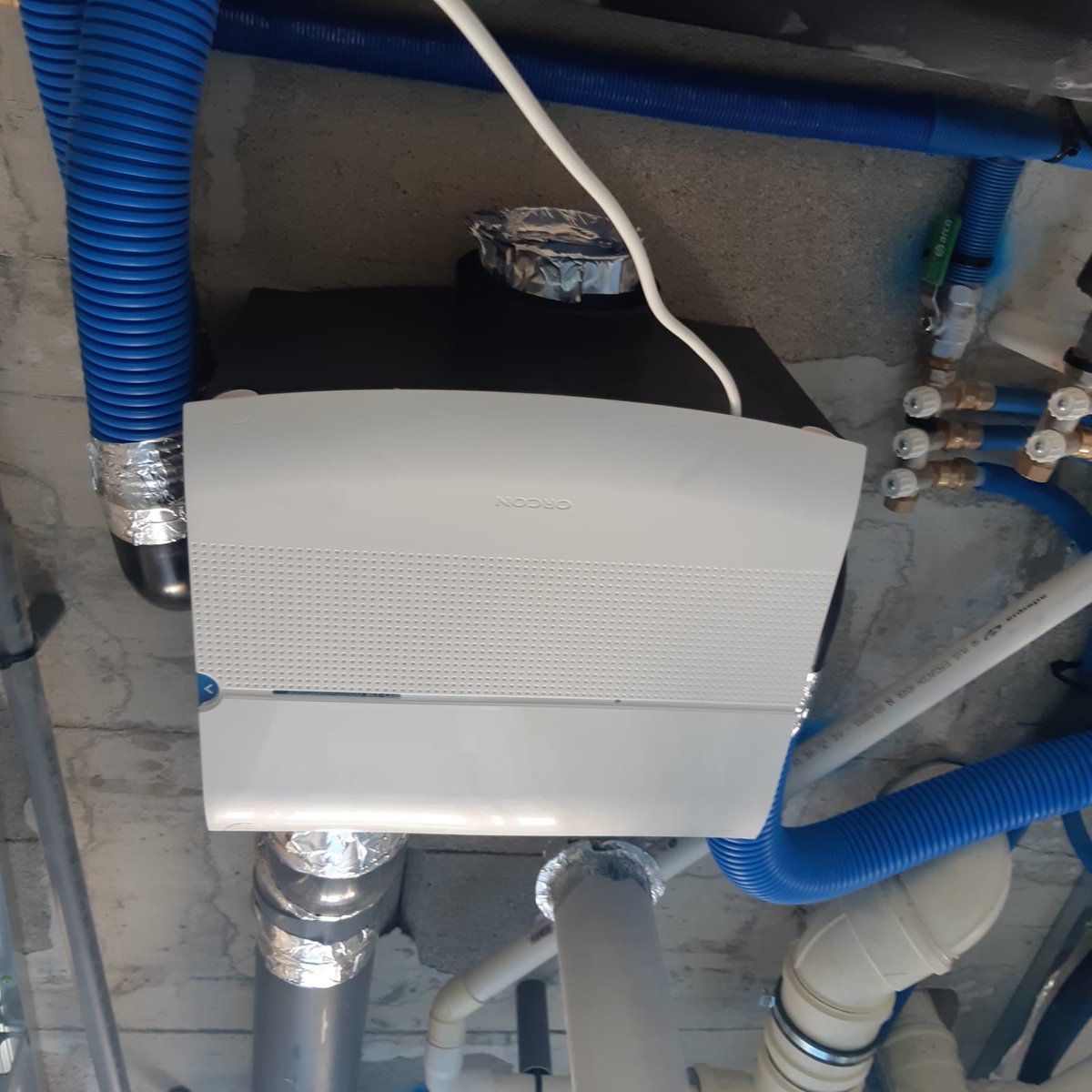 JagaEspana's tweet photo. #visitadeobra 120 viviendas de Taylor Wimpey en Cala D'or #Mallorca. Sistema de simple flujo con MVS-15 RHB y conducto de diámetro 75mm.
MVS-15. 
📚 https://t.co/KW0ZVvsj6V https://t.co/LYRAHYoftJ