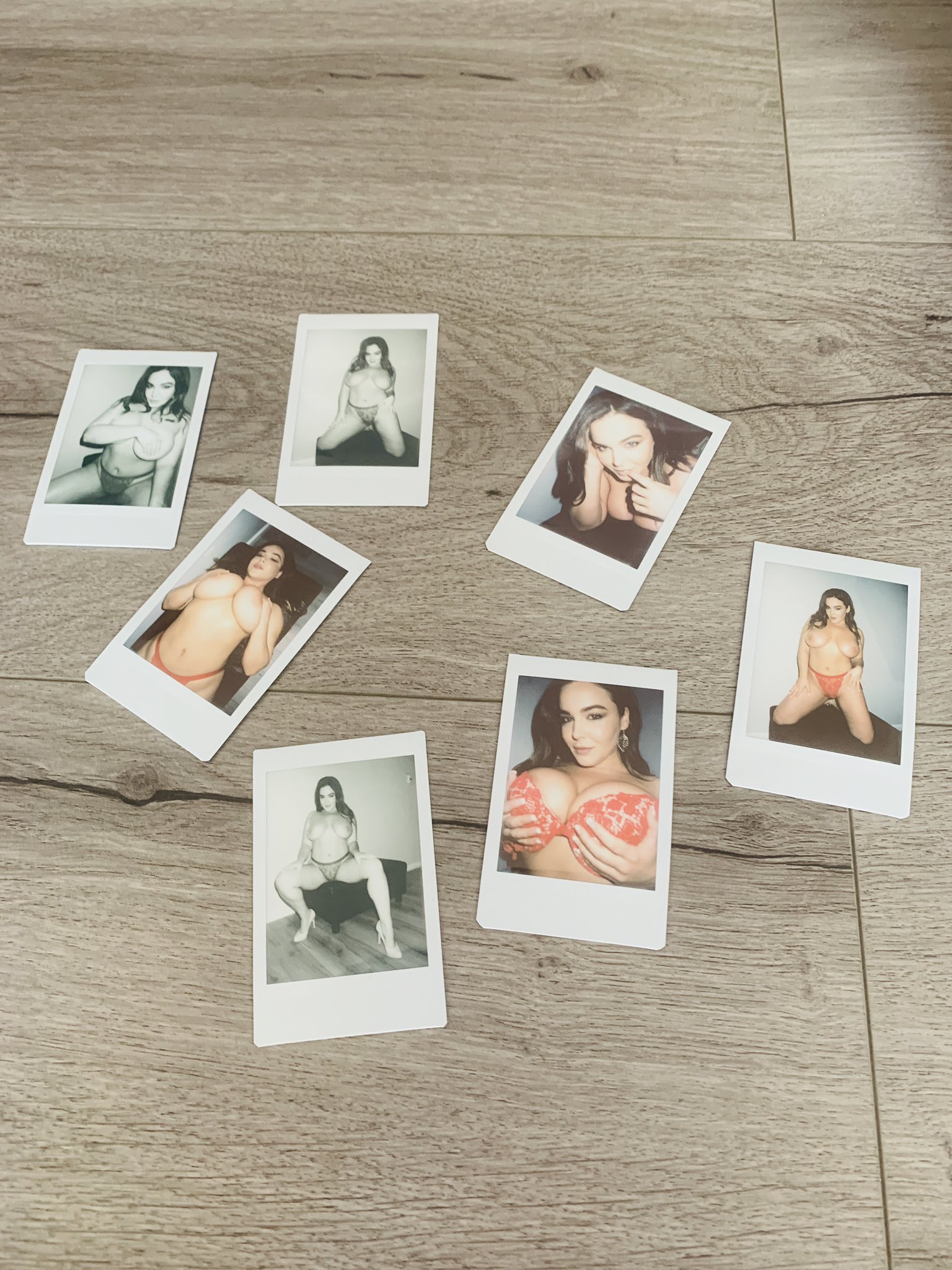 Polaroid time with @FilthyFlashx 💋 https://t.co/yB1Eq7fswR