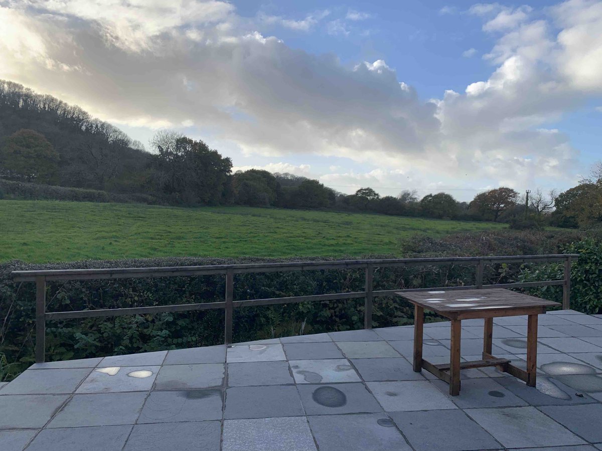 GowerBeachGuide's tweet image. Day three of #firebreaklockdown in #Gower 🏡🏴󠁧󠁢󠁷󠁬󠁳󠁿 Much better day today. I was able to get out and do so,e work in the garden and take some photographs.