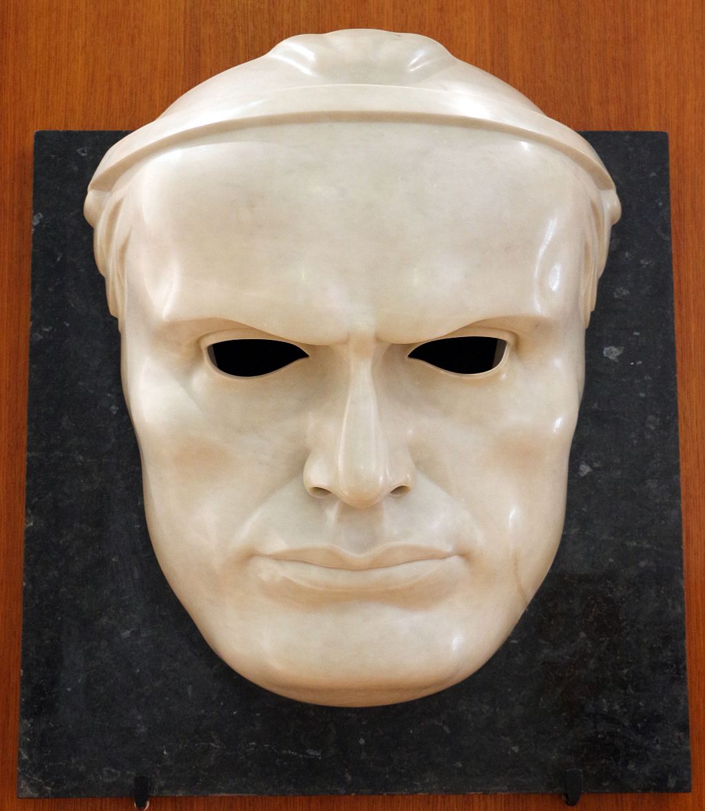 — "Maschera di Mussolini," by Wildt c. 1923-25
